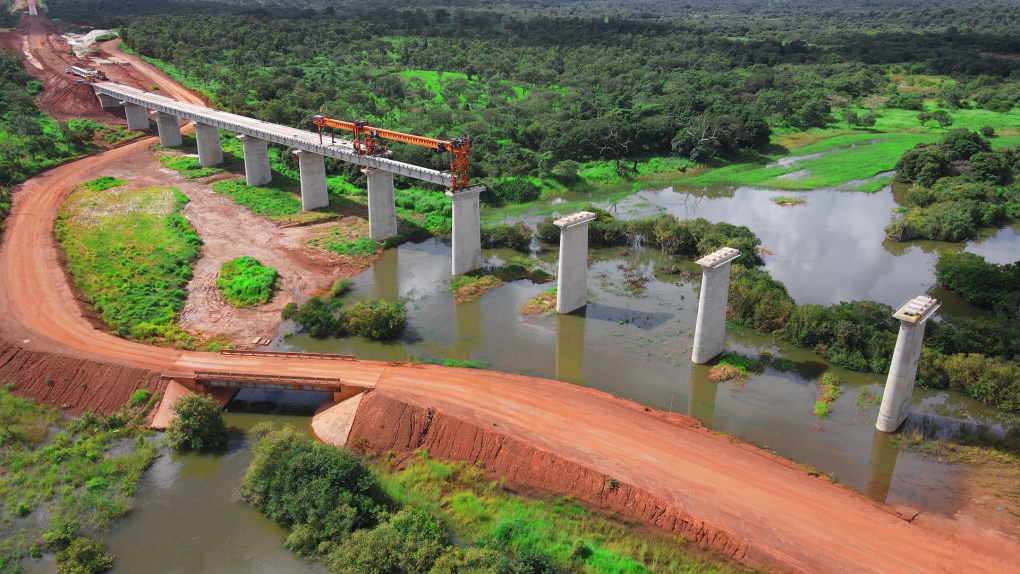 几内亚马西铁路
